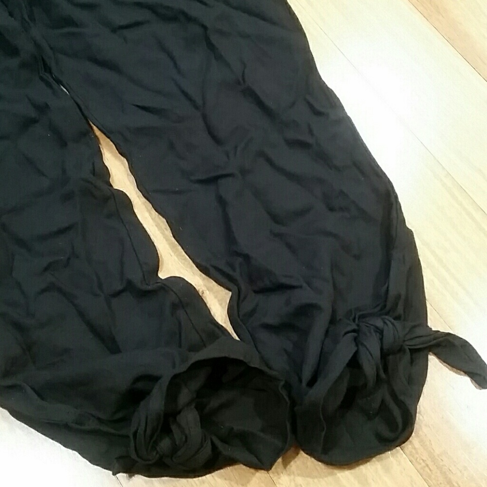 !SOLD!SOCIALITE Ankle Tie Pants black - Picture 7 of 8